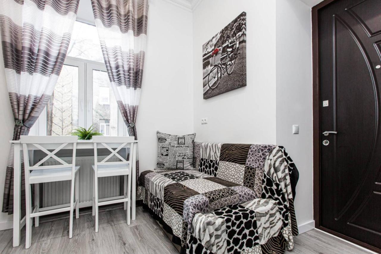 Однокомнатная Форум-Центр Apartamento Lviv Exterior foto