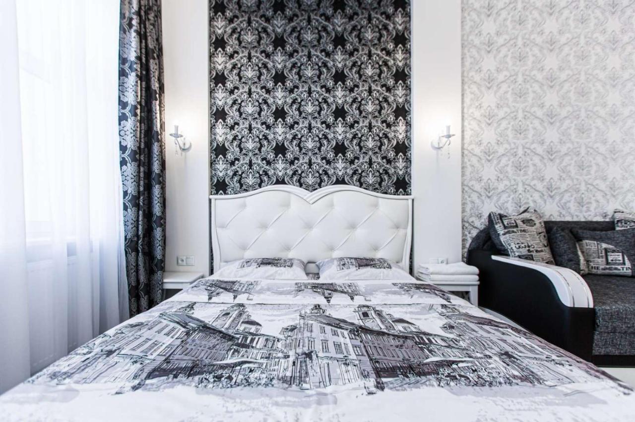 Однокомнатная Форум-Центр Apartamento Lviv Exterior foto